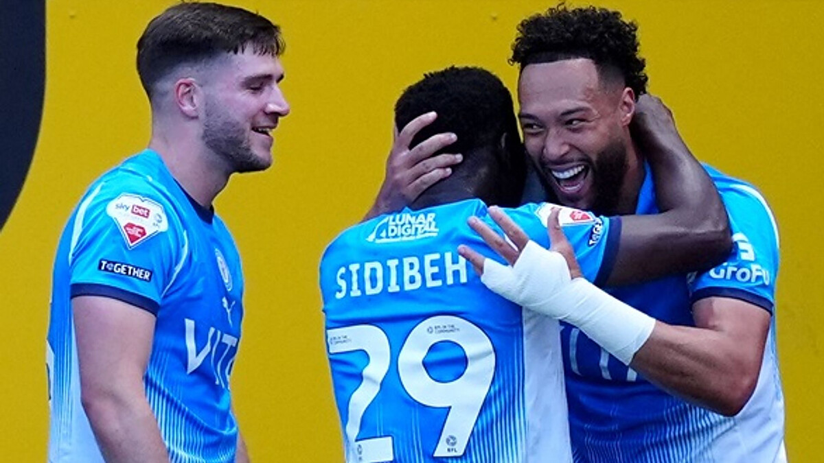 Stockport see off Stevenage to reach League One play-off final
