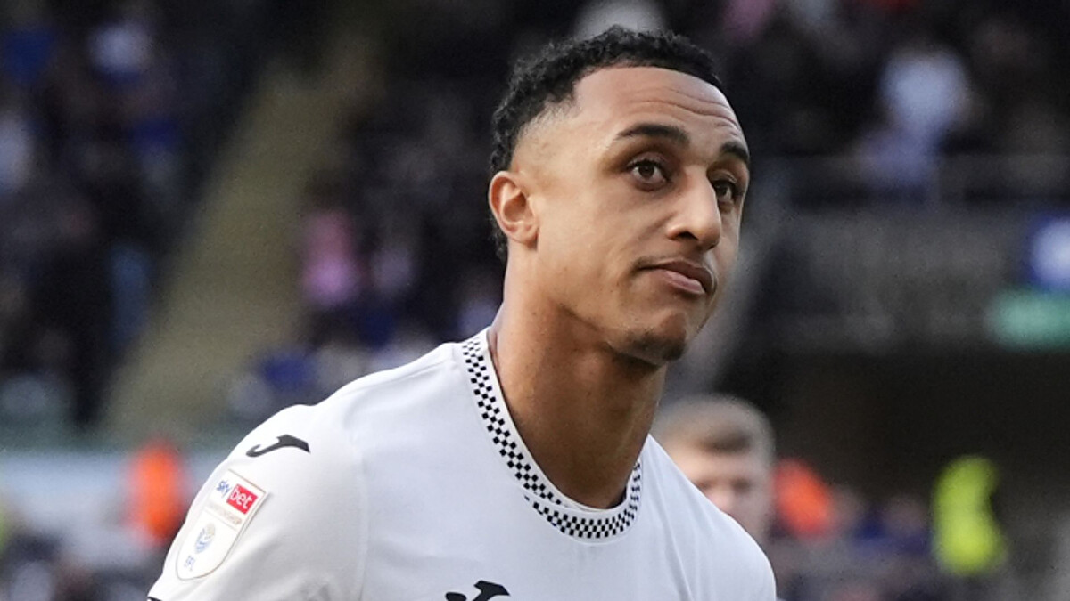 Swansea beat Charlton as Idah nets twice