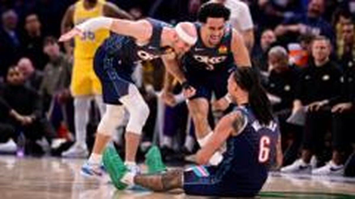 Thunder and Pistons extend leads in play-off semis