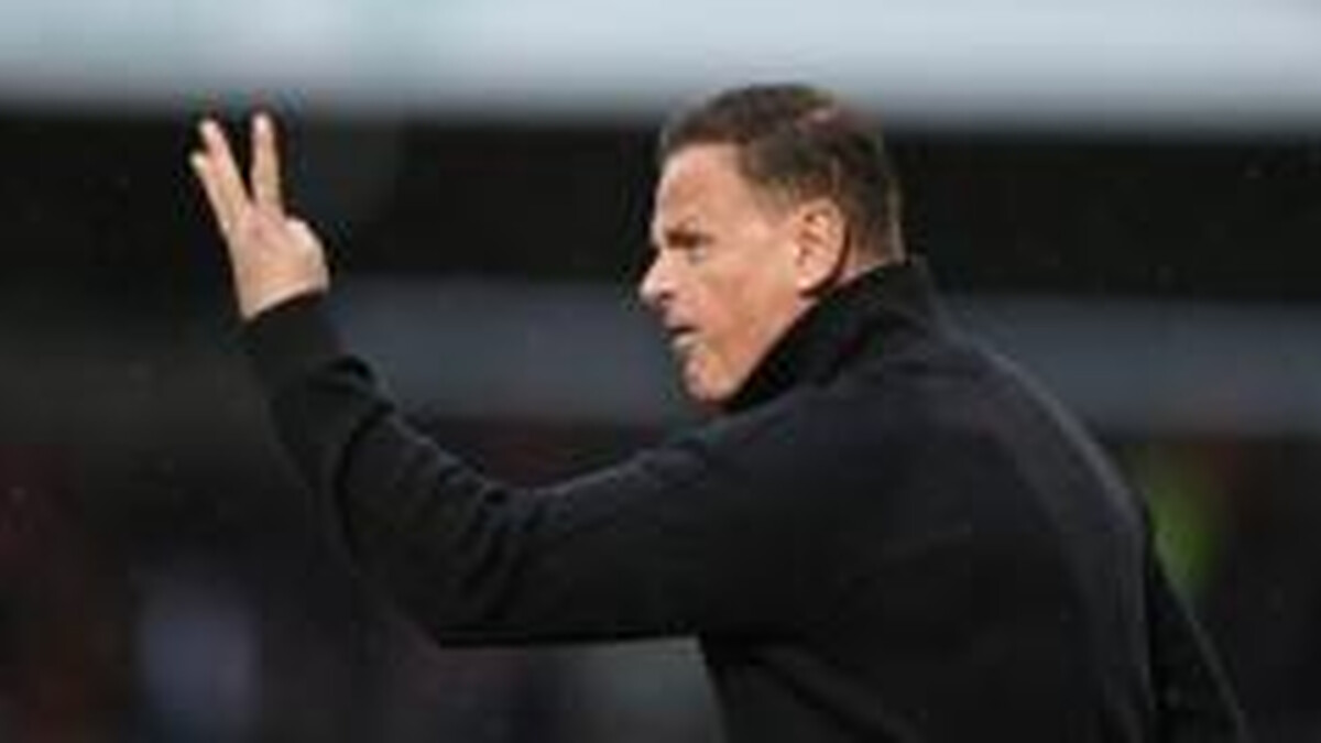 'Weak' Orient players wasted year of career - Wellens
