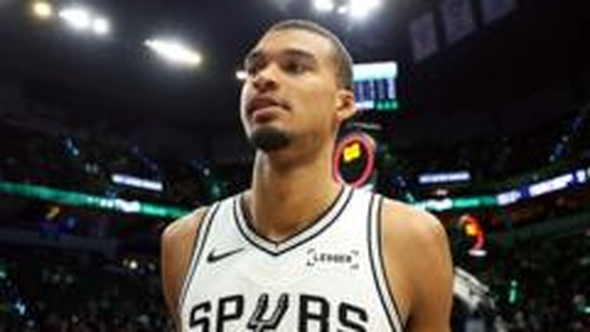 Which NBA teams are playing in Manchester and Paris?