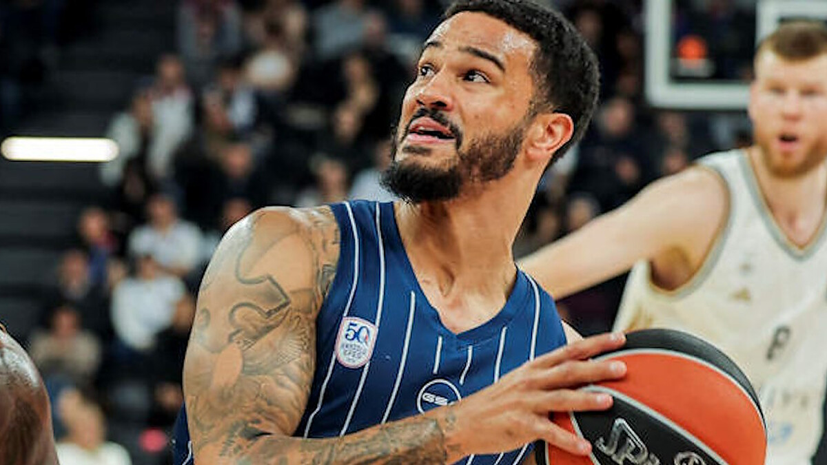 ASVEL is in talks with Anadolu Efes guard Nick Weiler-Babb