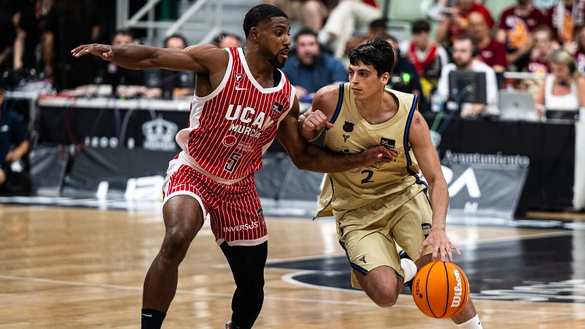 Barcelona dominates UCAM Murcia in quarterfinal opener