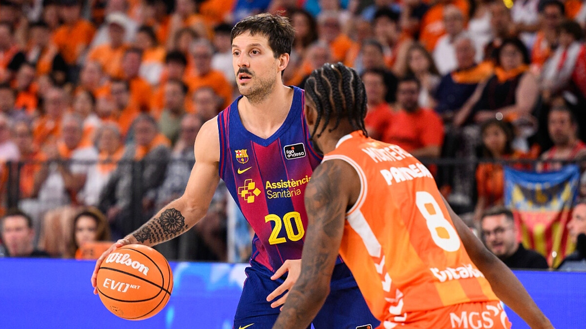 Barcelona shocks Roig Arena and takes the lead in the Finals