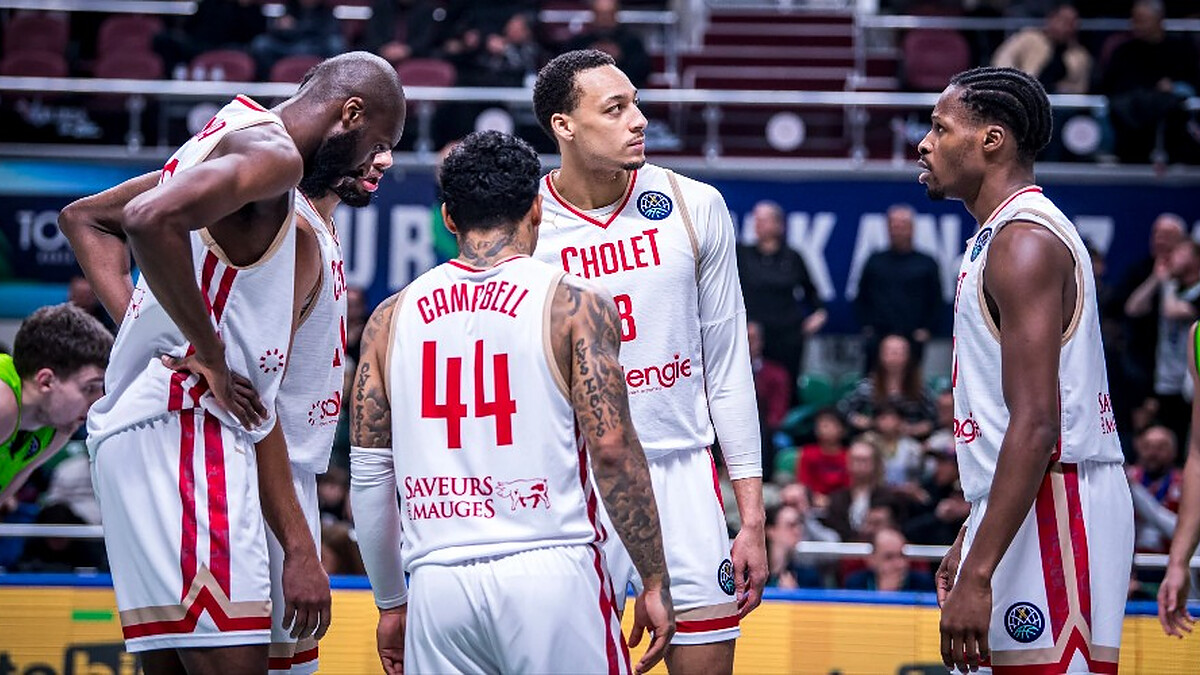 Cholet shocks Paris in semifinal opener