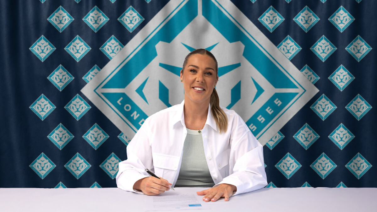 Earps makes WSL return with London City Lionesses