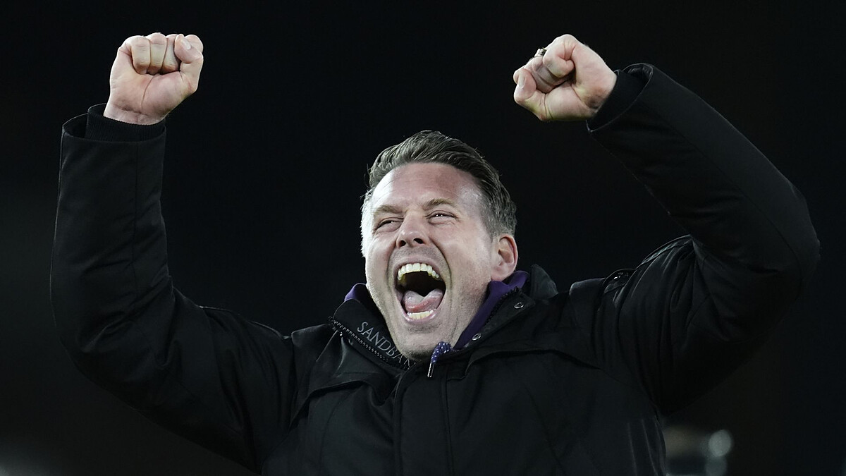 Edwards sacked by Wolves after seven months in charge