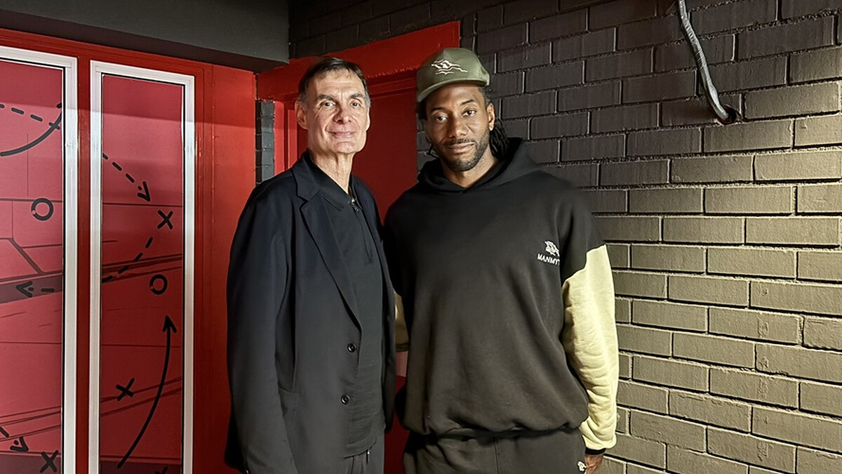 Kawhi Leonard meets Olympiacos coach Giorgos Bartzokas: “Respect recognizes respect”