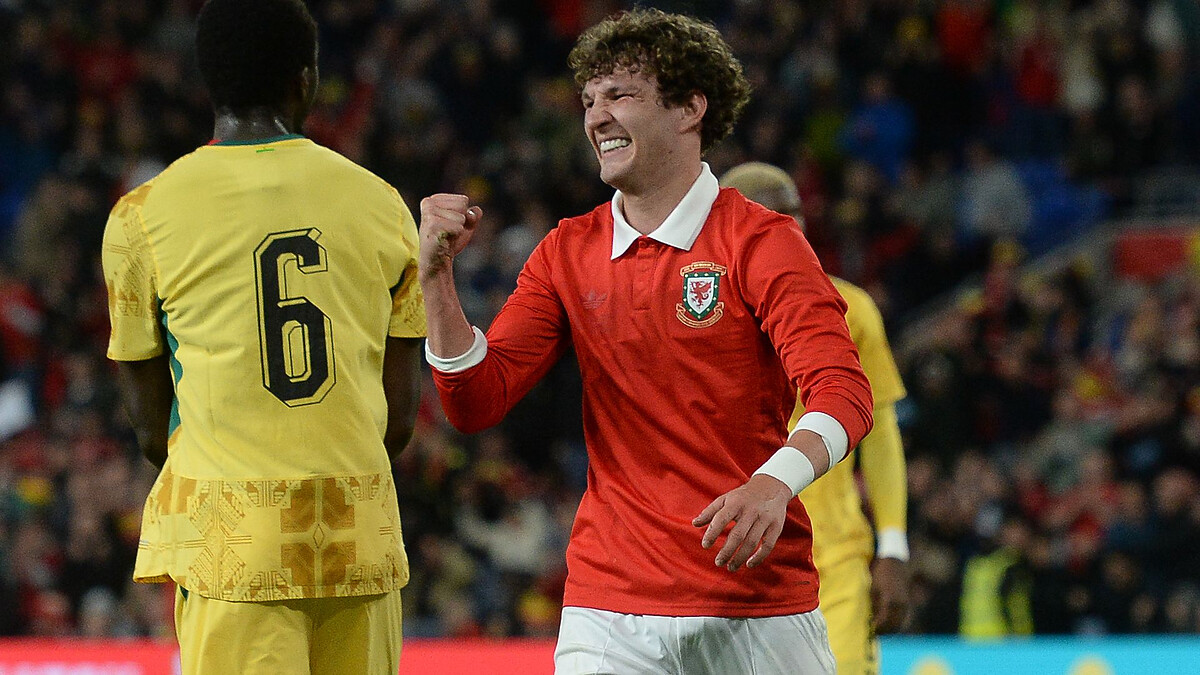 Koumas opens Wales account in draw with Ghana