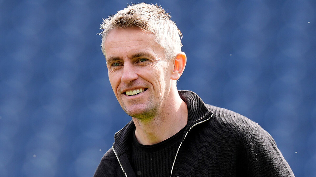 McKenna stepping down as Ipswich boss