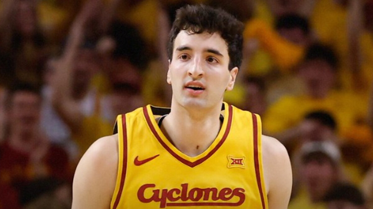 Milan Momcilovic has committed to Kentucky, will earn around $6 million