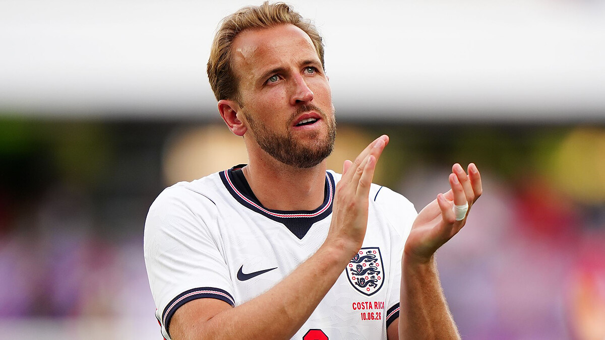 Neville: England team is built around Kane - he's the only world-class talent