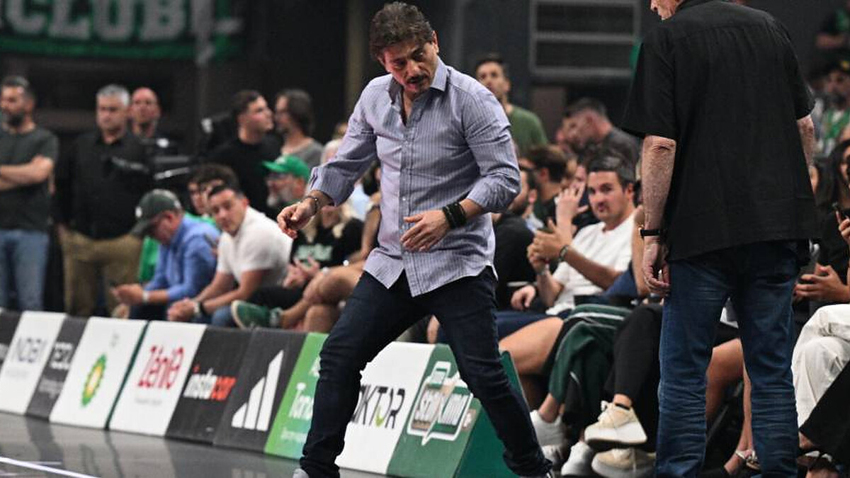 Panathinaikos versus Olympiacos match sheet details Giannakopoulos court invasion