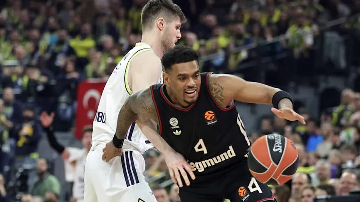 Rathan-Mayes and Da Silva bring Bayern one step away from the Finals