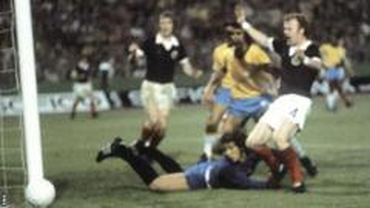 Rowing boats & regrets - Scotland's undefeated 1974 World Cup campaign
