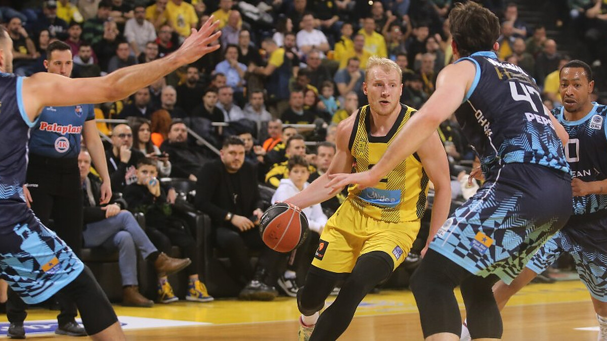 Trey Woodbury joins EuroCup champion Bourg, Buducnost extends core