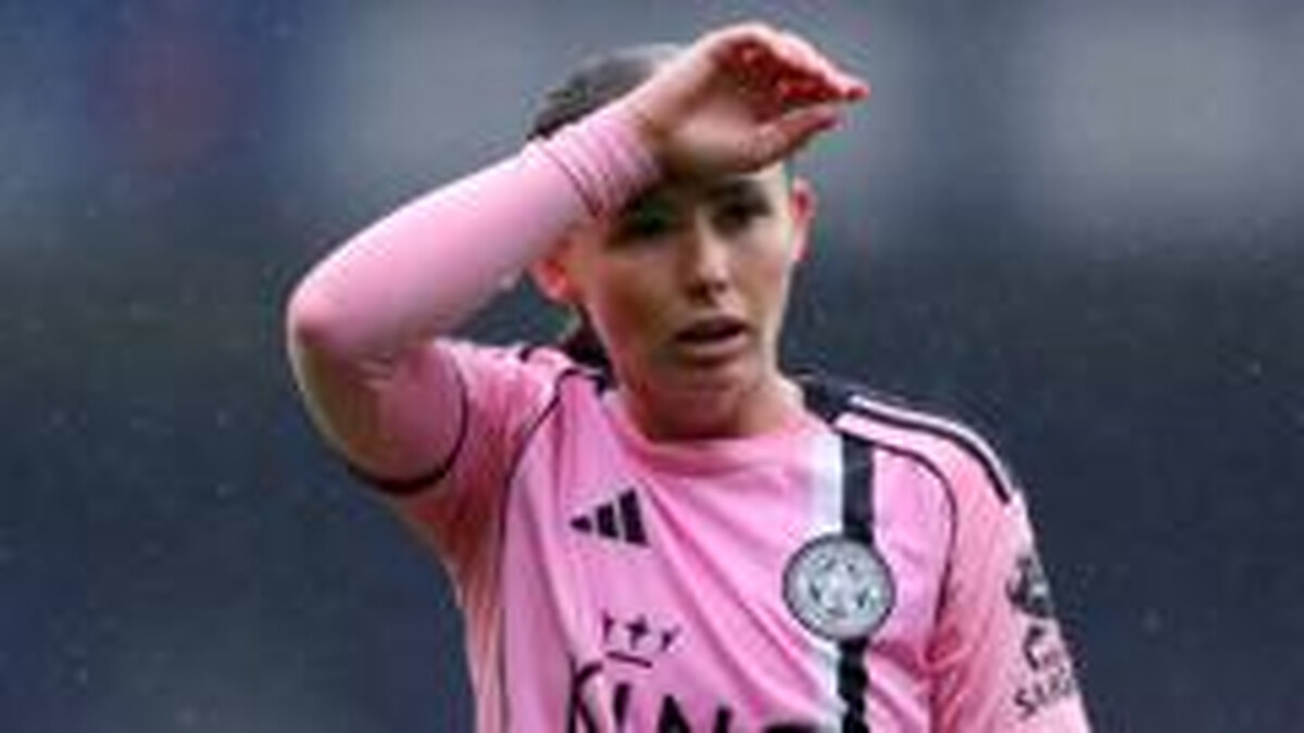 Wales' Cain leaves Leicester after WSL relegation
