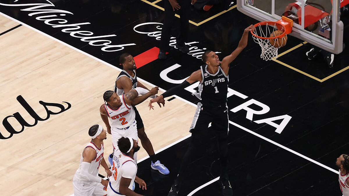 Wembanyama’s late surge falls short as Brunson’s Knicks edge Spurs