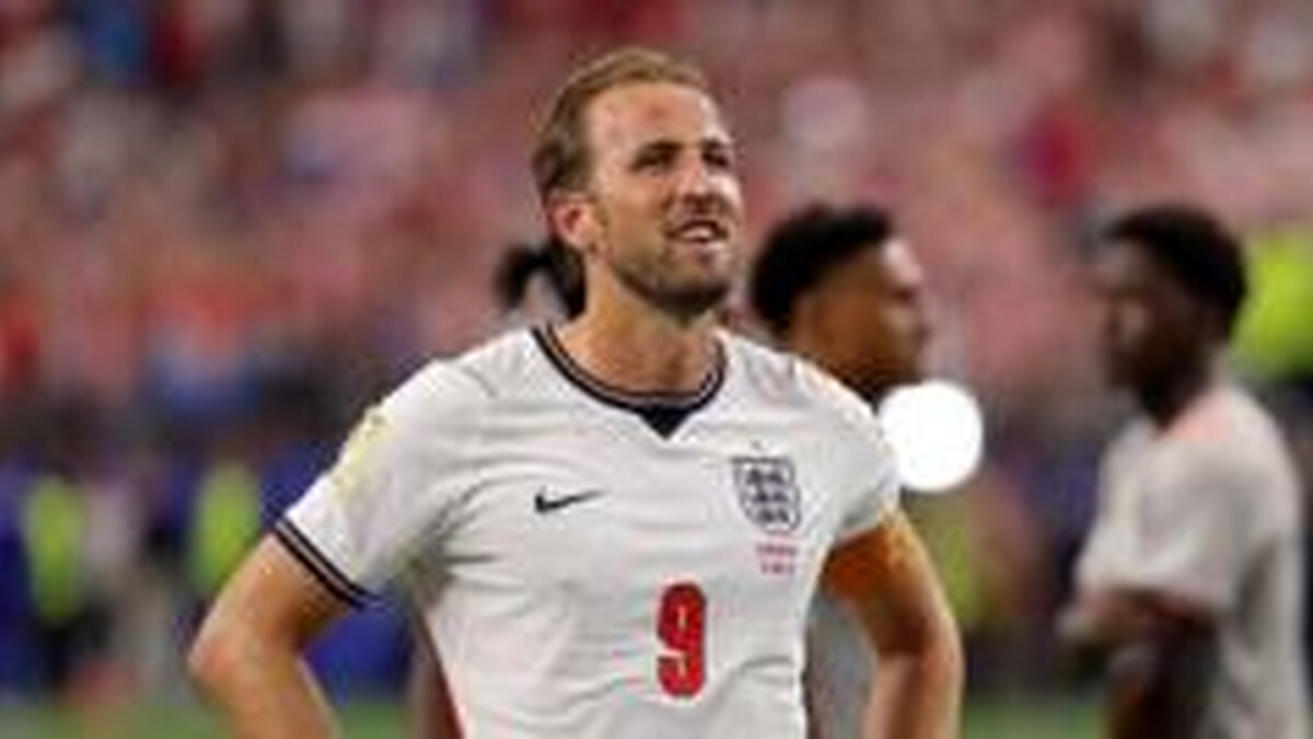 Wonderwall sing-along one of my favourite England moments - Kane