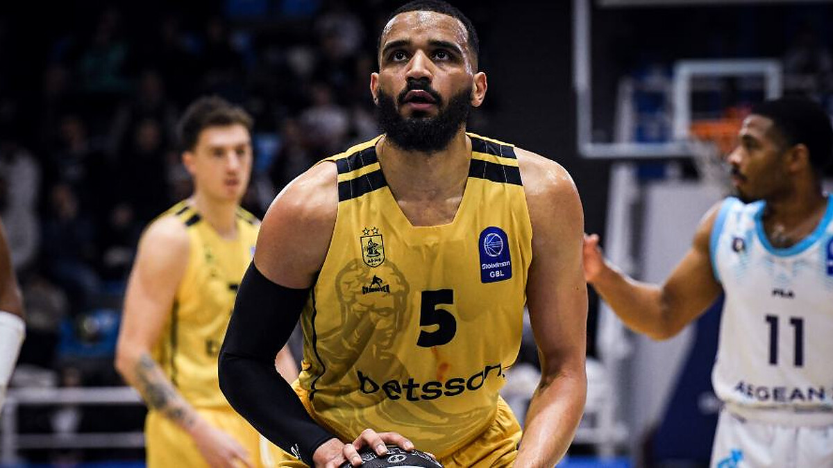 Amine Noua is finalizing a move to Malaga, Kamagate to Varese