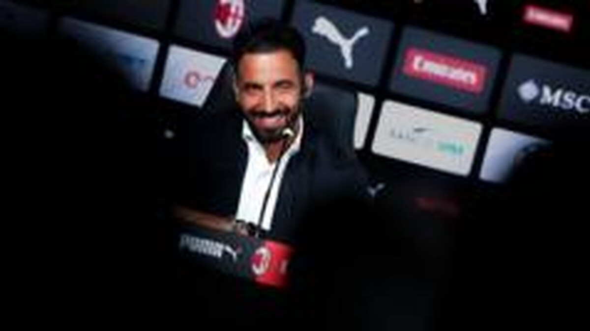 Amorim apologises for silence towards Man Utd fans