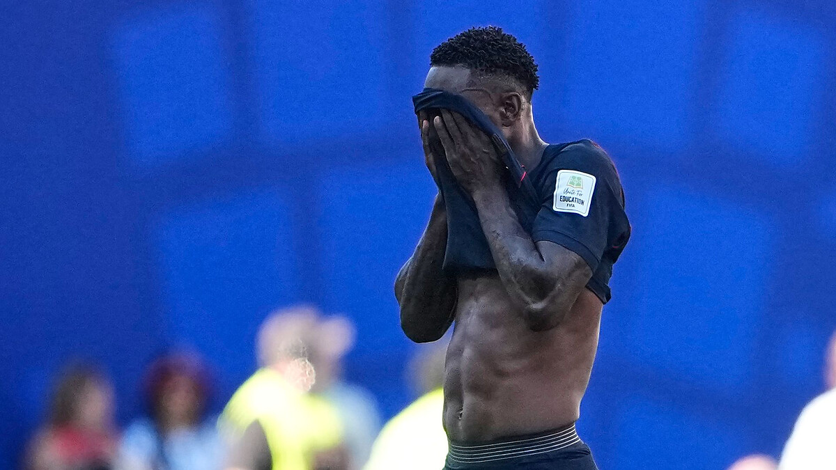 Balogun reprieve ends in anti-climax as US dumped out by Belgium