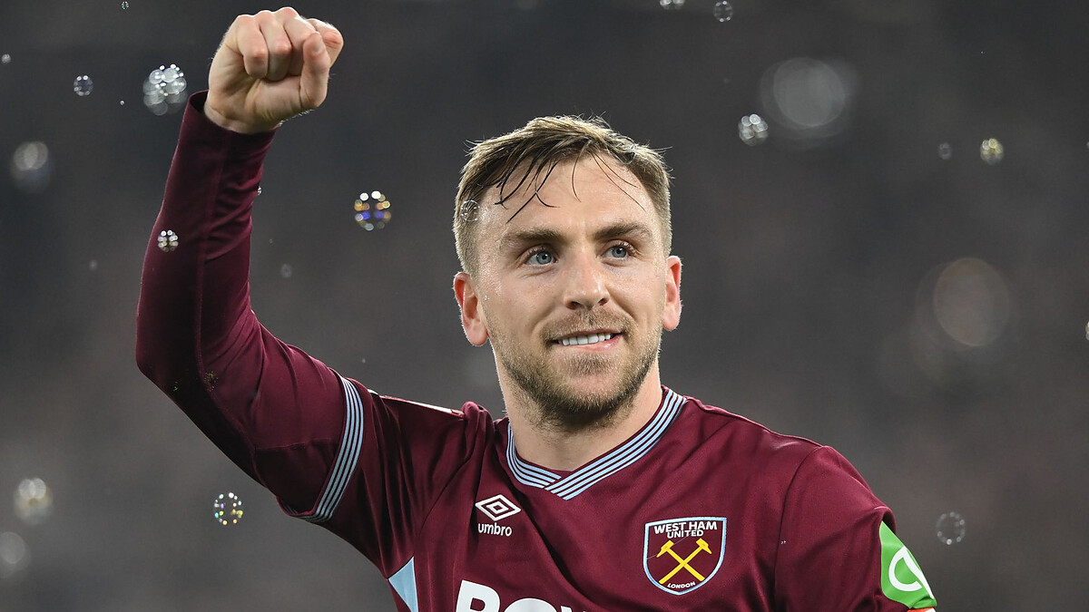 Bowen commits future to West Ham despite relegation