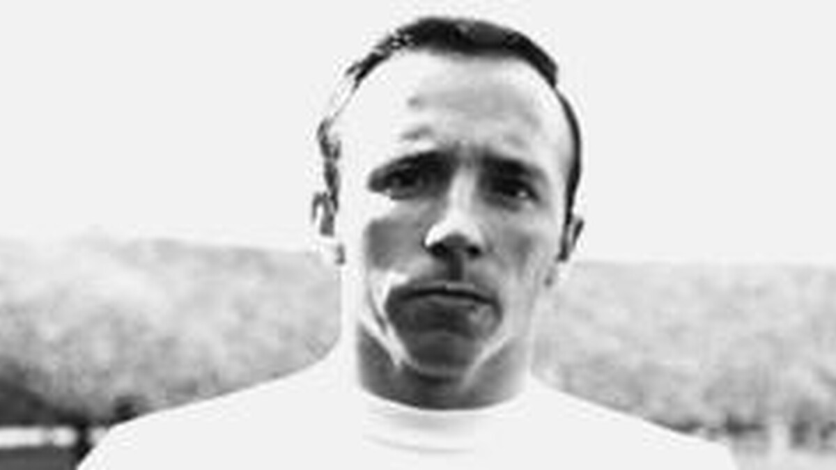Brain injury epidemic coming due to headers, warns Nobby Stiles' son