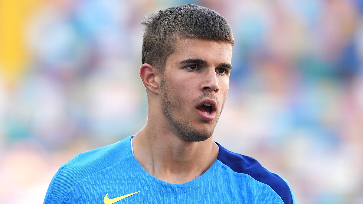 Brighton complete club-record deal for Spurs' Vuskovic