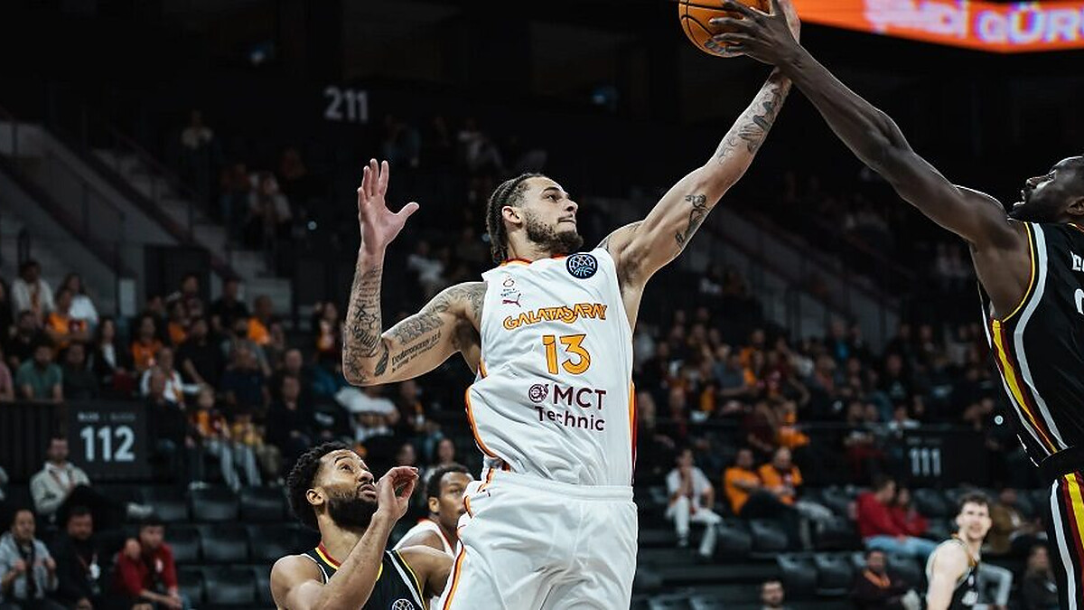Cluj-Napoca inks Bishop, San Pablo Burgos signs Steward
