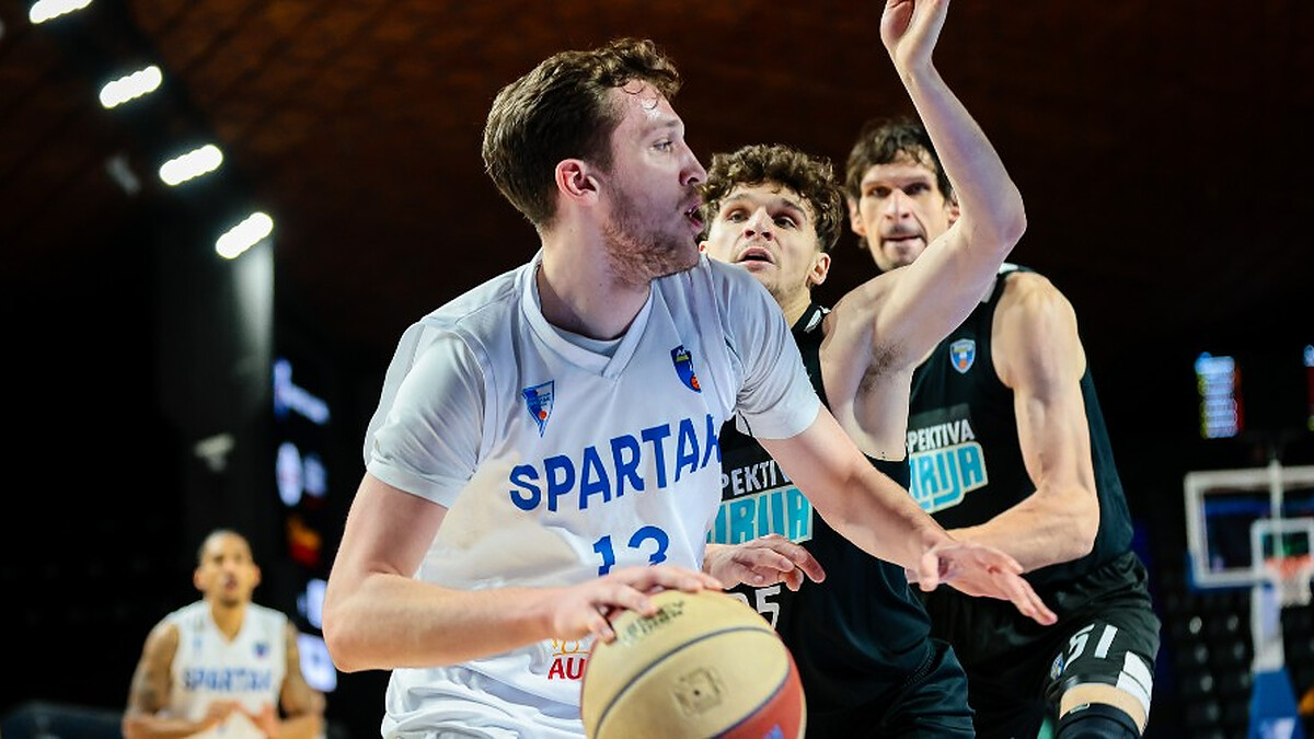 Crvena Zvezda reportedly agrees deal with Serbian center Vojin Medarević