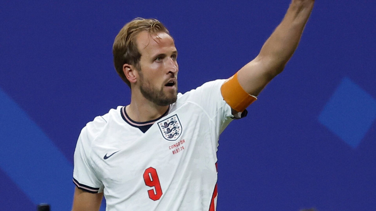 England ratings: Spence struggles as Kane, Gordon save the day