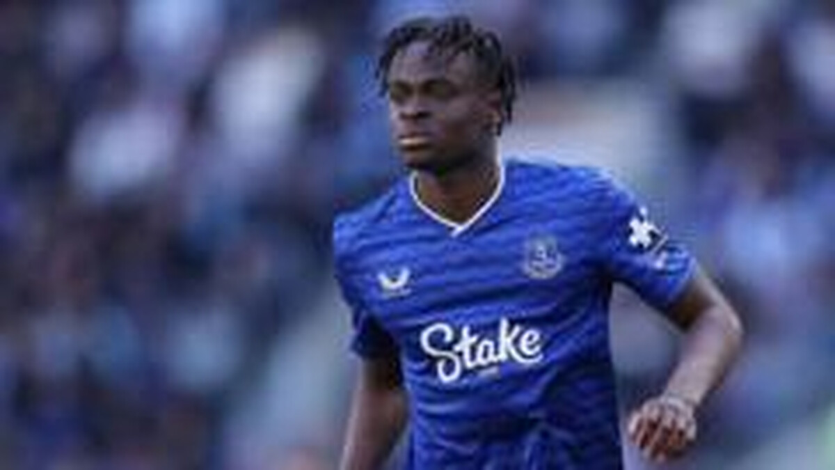 Everton agree £25m deal for Chelsea winger George