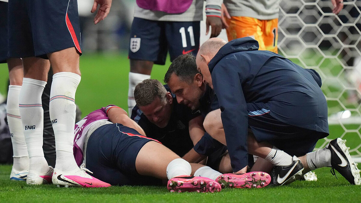 Henderson to miss rest of World Cup after freak injury