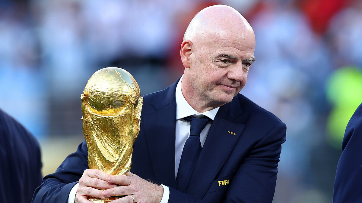 Infantino offers £30m incentive for FIFA members to back controversial plans