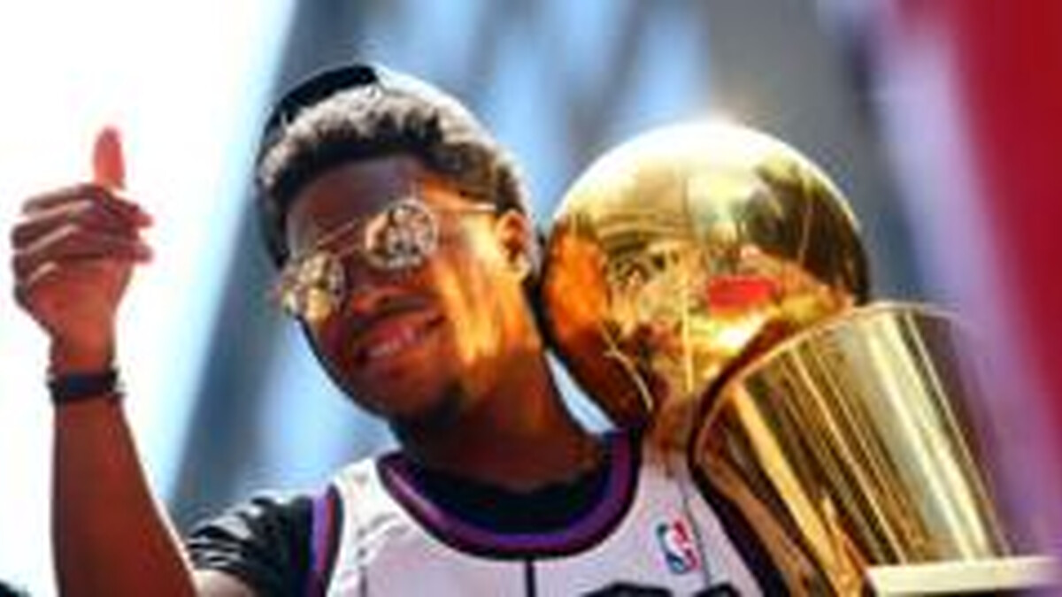 Lowry retires after returning to Raptors for one day