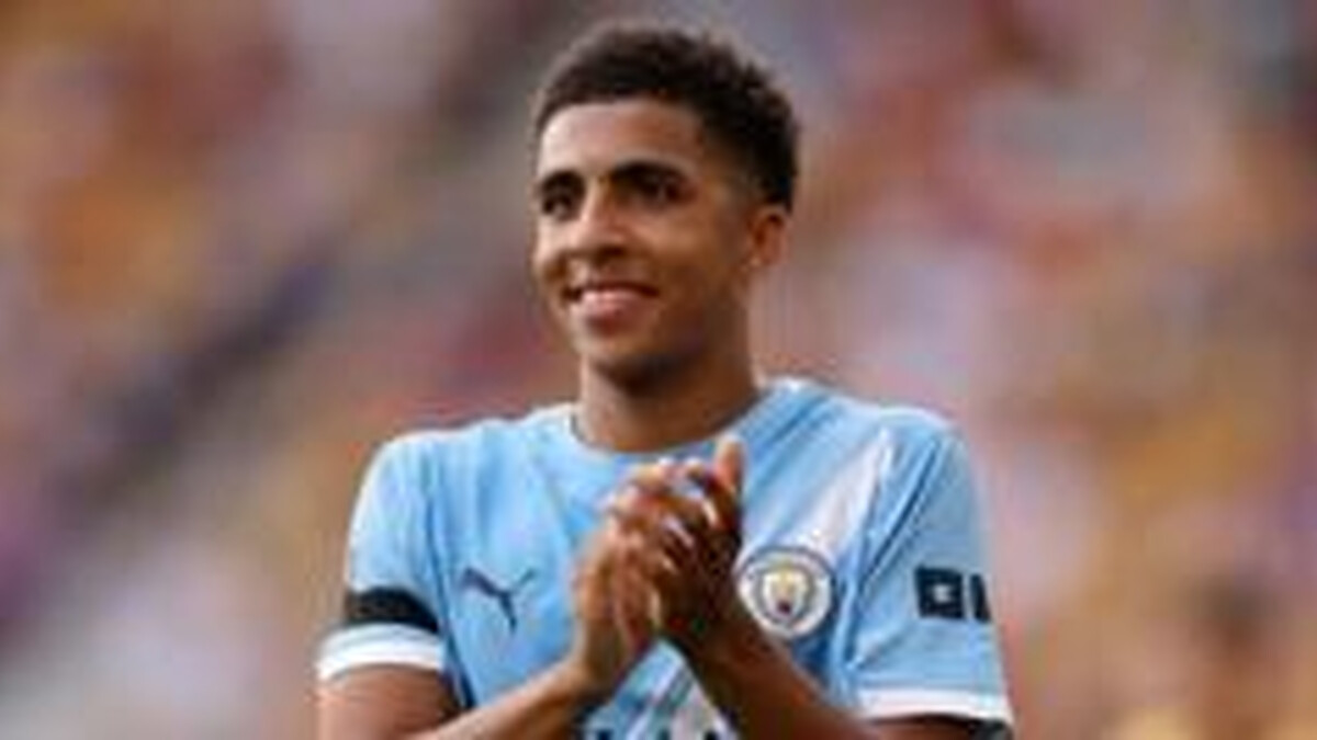 Man City's Lewis on faith, football and helping the homeless