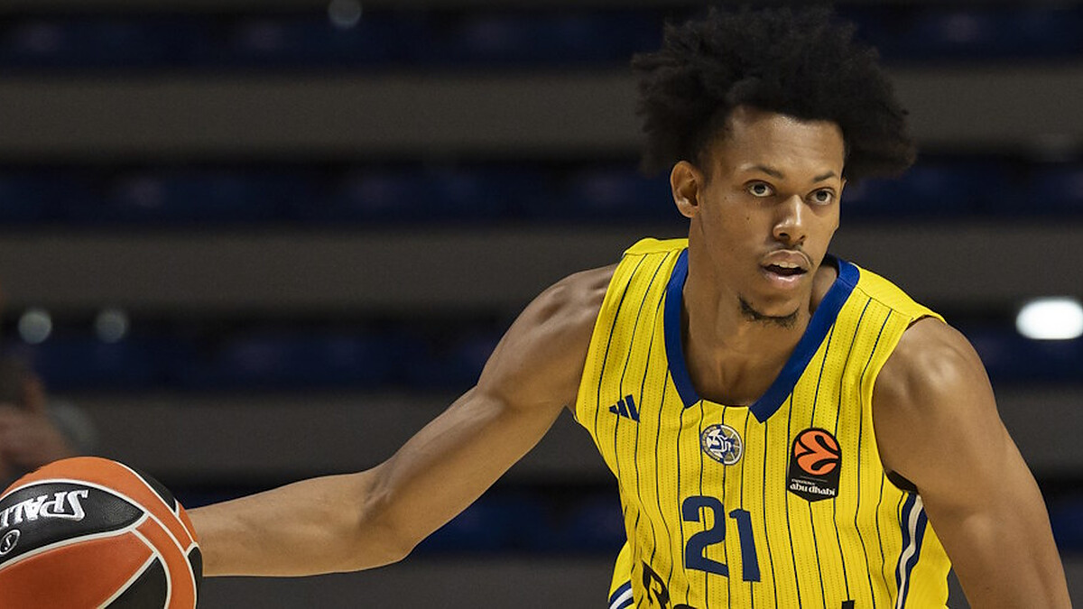 Napoli signs former Maccabi Tel Aviv guard Jeff Dowtin
