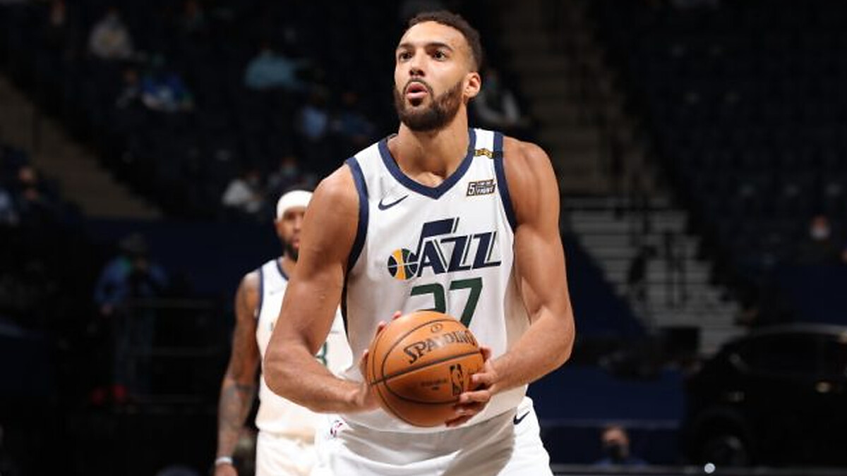 NBA tests one-shot fouls and sensor basketballs in Summer League