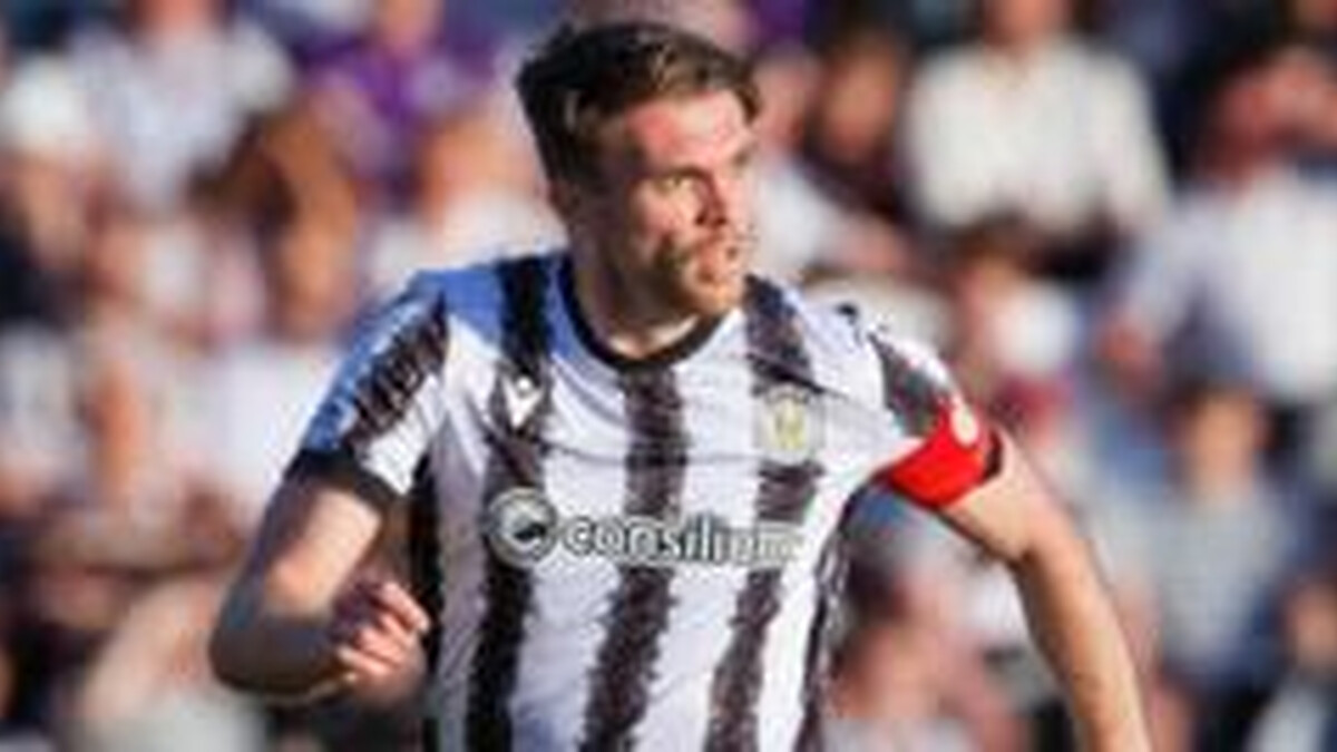 New St Mirren captain Fraser sets standards - McLeish