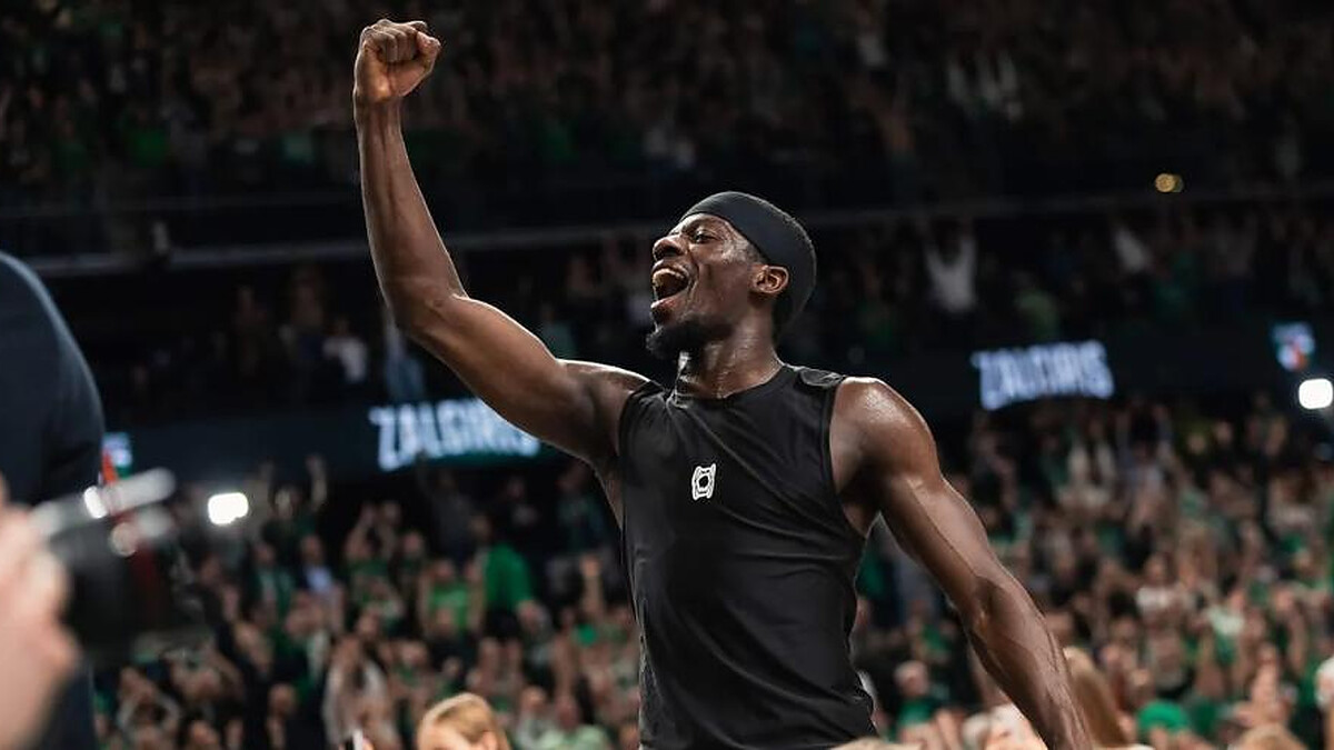 Panathinaikos officially announced the addition of Sylvain Francisco