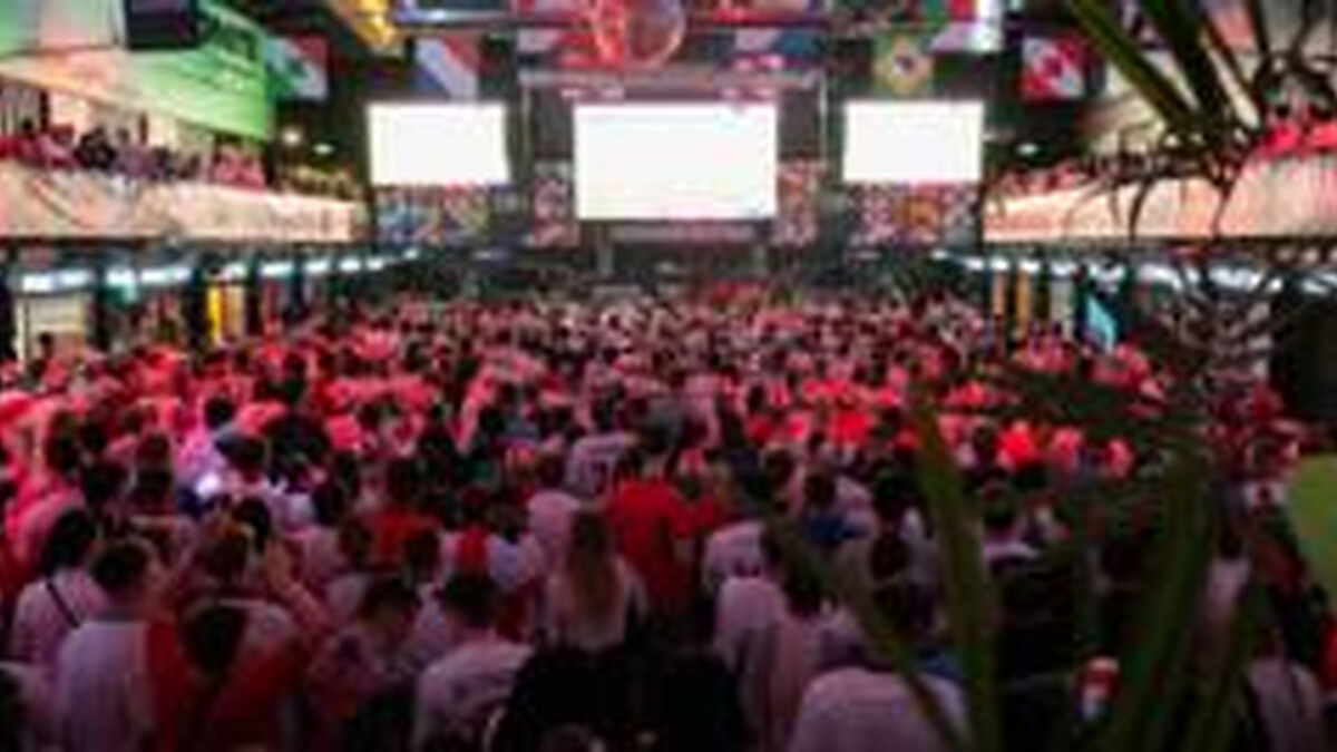 Police chief makes plea to England fans in UK