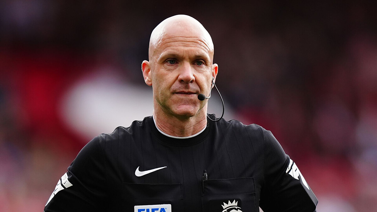 Premier League referee Taylor retires