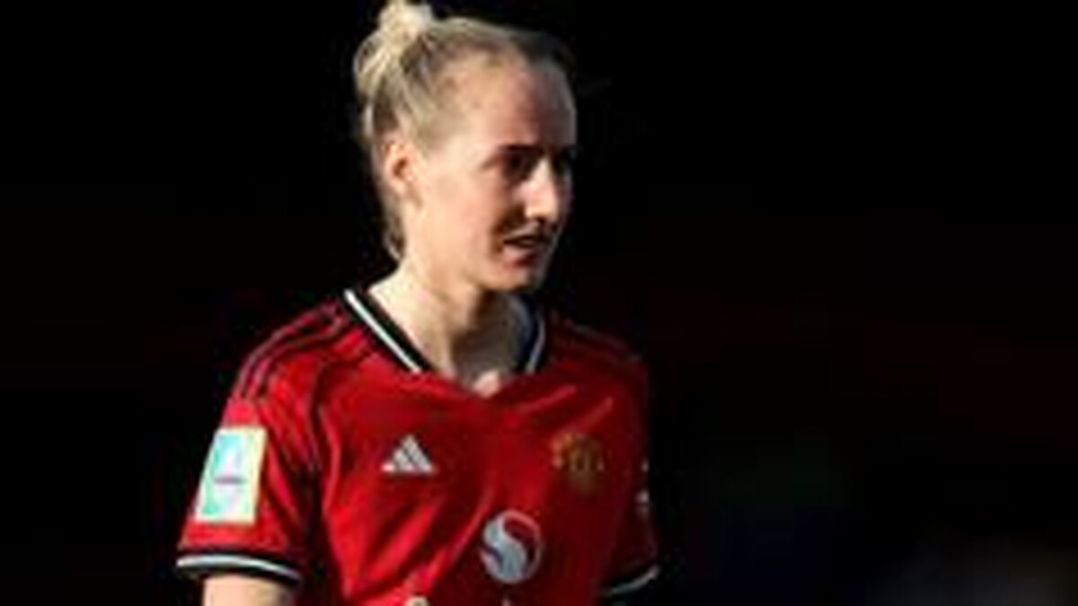 Promoted Birmingham City sign Man Utd's Turner
