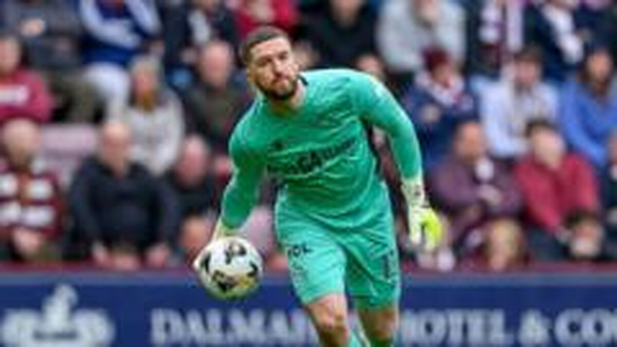 QPR sign Motherwell goalkeeper Ward