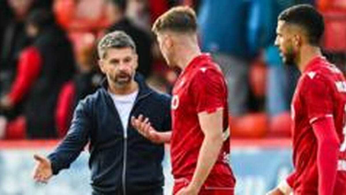 Robinson not a fan but can League Cup groups help build momentum?