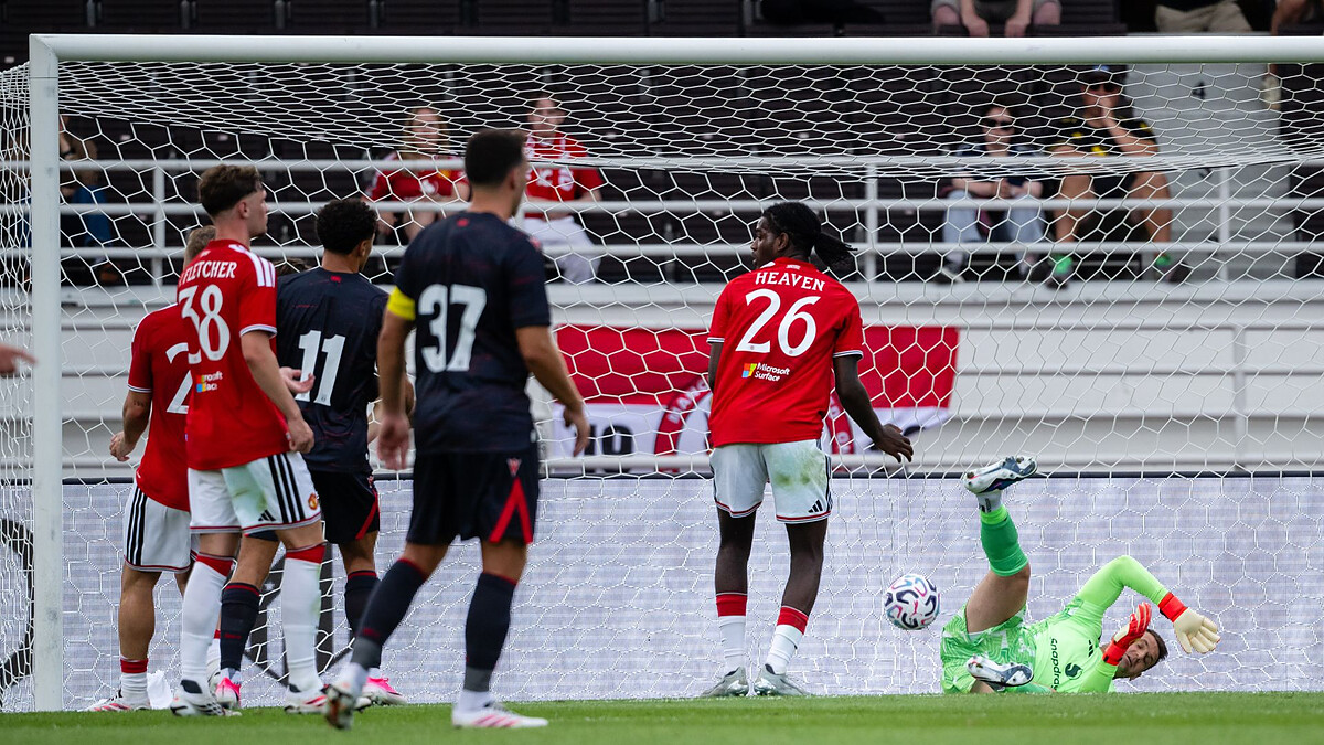 Santos debuts as Man Utd beaten by Wrexham in opening pre-season clash