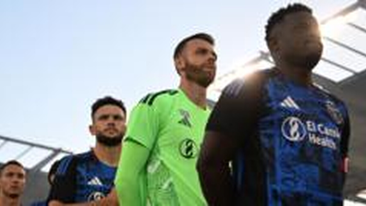 Scotland's Gunn concedes four in San Jose debut defeat