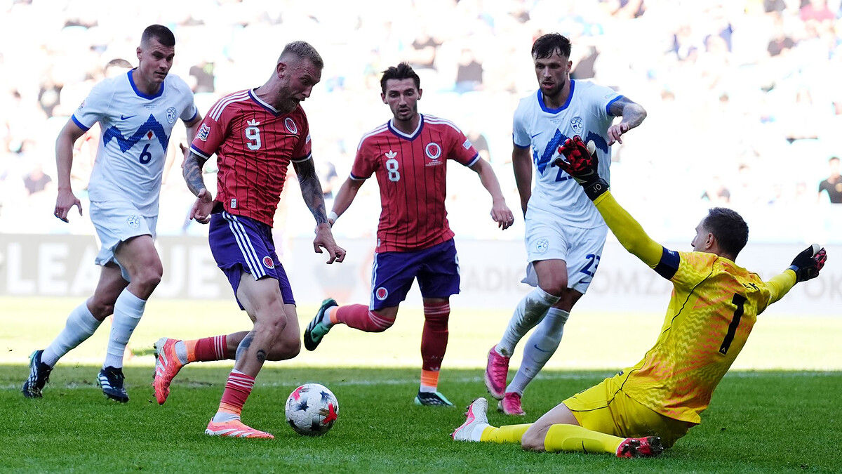 Slovenia hold Scotland to draw in Pocognoli's first game in charge