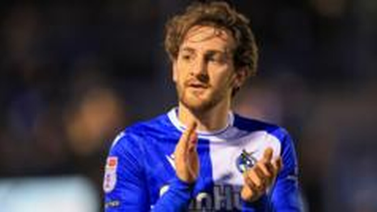 Wales defender Lockyer signs for Melbourne Victory